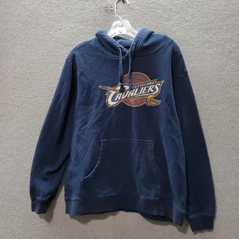 Cleveland Cavaliers Men Hoodie Medium Navy LeBron James 23 Team Logo Graphic Cover