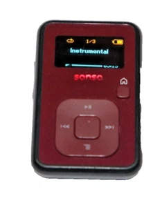 DIGITAL Media Player -SANSA CLIP -4GB - (NO CLIP) -CHERRY - Picture 1 of 4