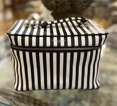 Чехол для поезда Henri Bendel - Изображение 1 из 4