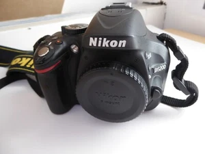 Nikon D5200 24.1MP Digital SLR Camera - Black Body Only 1191 only Shutter Count - Picture 1 of 8