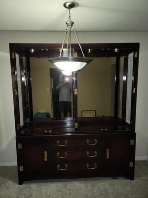 белый мебельный фарфоровый шкаф б/у, отличная форма.  - Изображение 1 из 4