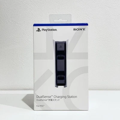 Supporto di ricarica DualSense originale Sony PS5 PlayStation 5 (CFI-ZDS1J) G... - Immagine 1 di 4