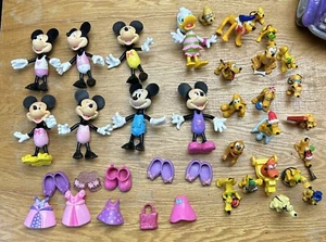 Disney Snap Style Minnie Mickey Mouse Accessories Pluto Figurine 40 Pieces - Picture 1 of 24