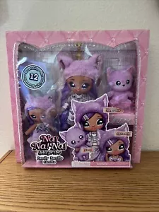Juego de muñecas familiares gatito lavanda sorpresa con 2 muñecas de moda y 1 mascota - Imagen 1 de 6