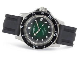 New Mens Automatic Watch Vostok Amphibian 13026А Green Dial Scuba diver 20 ATM - Picture 1 of 3