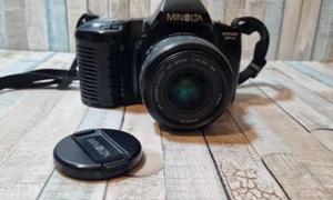 Minolta Dynax SPxi 35mm Film Camera +MINOLTA AF POWER ZOOM 35-80 MM 1:4-5.6 - Picture 1 of 9