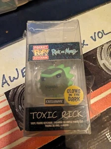Funko Pocket Pop Keychain Toxic Rick Glow in the Dark - Picture 1 of 7