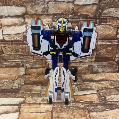 Transformers King Atlas Ultra Universe Transformers - Image 1 of 4