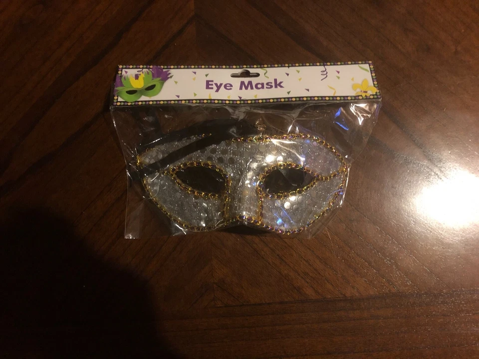Mardi Gras Silver Sequin Mask with Tie Closure NIP - Image 1 of 4