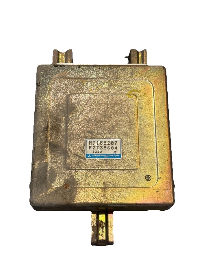 Dodge Stealth Mitsubishi MD188207 Cardone 726243 ECM SOHC no turbo tracción delantera 3000GT Foto 1 de 4