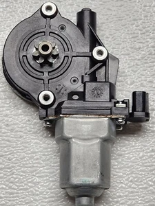Genuine Power Window Lift Motor for 2012-2019 Nissan Versa Front Left (2-Pin) - Picture 1 of 10
