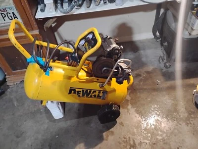 DeWalt 15 Gallons  - Image 1 of 4