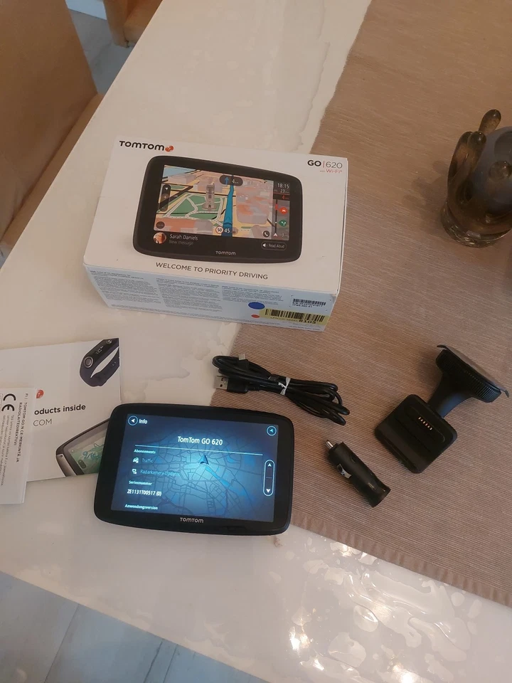 TomTom GO  620 Wifi Navigationssystem  - Bild 1 von 3