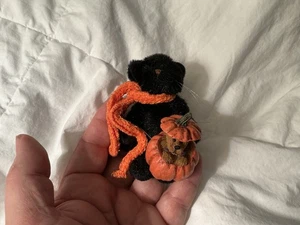 Boyds Halloween Black Cat 4” Plush W/Orange Bow & Pumpkin  Scaredy-cat ? Vtg - Picture 1 of 8