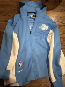 NIKE NBA LA LAKERS THERMA FLEX SHOWTIME CITY [CN7906 462] JACKE KOBE LEBRON 2XL - Bild 1 von 8