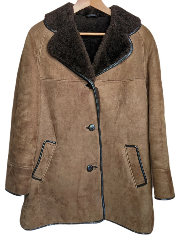 60s 70s Vintage Sheepskin Coat Womens Size 12 Brown Boho Shearling  - Image 1 of 4