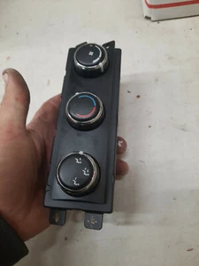 Rear Roof Mounted Heater Climate Control FITS: 08-10 Chrysler Town & Country - Picture 1 of 3