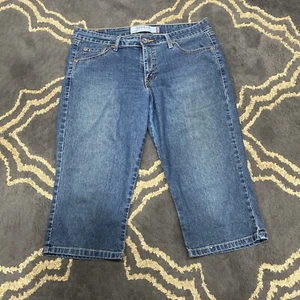 Levis 518 Superlow Capri Stretch Jeans Womens Size 11 Blue Denim - Picture 1 of 10