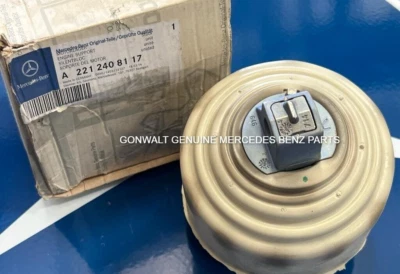 Mercedes Benz Genuine CL 63 AMG S 63 AMG 11-14 Right Front Mount OE 2212408117 - Image 1 of 3