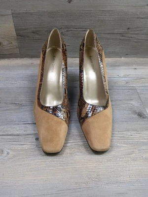 Karen Scott Heels Sz 9.5M Tan Suede Brown Snake Print - Image 1 of 4