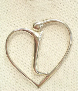925 Silver Pin With Initial 'I' Heart Shaped - Glossy Finish - Picture 1 of 2