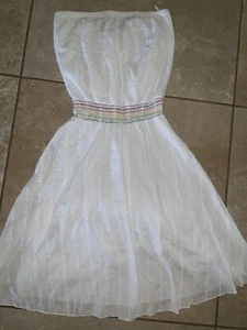 Charlotte Russe White Strapless gauzy seersucker sunDress Small - Picture 1 of 2