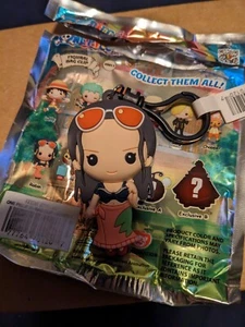 Robin One Piece Monogram 3D Figural bag clip series 3 - Picture 1 of 2
