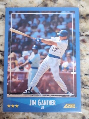 1988 Score #197 Jim Gantner Milwaukee Brewers - Image 1 of 2