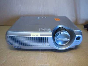 Projecteur projecteur Hitachi CP-S235 XGA 3LCD 1600 LUMENS VGA - Pas de télécommande - 112 HEURES - Photo 1/3