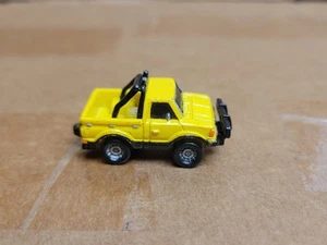 Vintage Micro Machines DATSUN Off Road Pickup Truck Galoob 1986 Yellow (N) - Picture 1 of 5