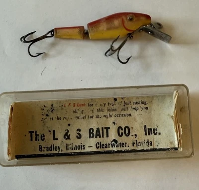 L&S Mirrolure Sinker Vintage Jointed Fishing Lures - Image 1 of 4