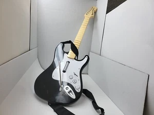 Fender Stratocaster Wireless Guitar for Nintendo Wii untested No dongle #S42 - Picture 1 of 7