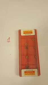 SANDVIK Lathe Turning Insert - Square - 880-02 02 W05H-P-GT 4034 - 10x - Picture 1 of 2
