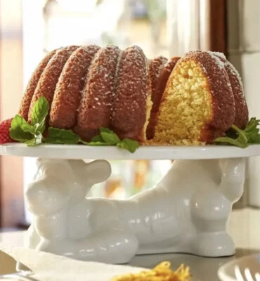 Disney Store Cerâmica Tigre Branco Figura Suporte para Bolo Prato Winnie the Pooh Novo - Imagem 1 de 4