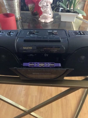 Sanyo M-7055 - Imagem 1 de 3