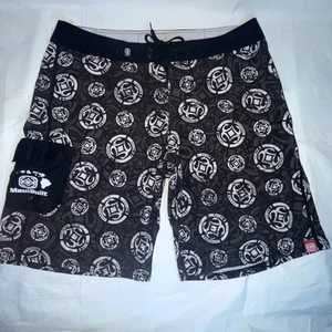 Maui Built Boardshorts Herren 38 schwarz/weiß Grafik Surf Badehose Strand - Bild 1 von 18