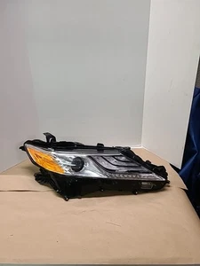 2019 Toyota Camry Headlight Hybrid RH READ AD LED minor Damage Clean OEM 2019-22 - Picture 1 of 24
