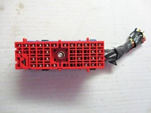 Chevy Malibu Maxx LT 2005 V6 Locking Plug Jack Body Control Module Delphi GM OEM - Picture 1 of 8