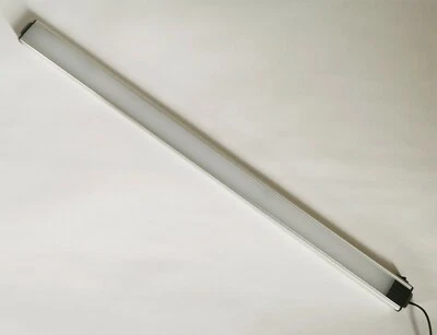 LED Barra Luminosa Alluminio 12V Pkw Transporter Roulotte Bagagliaio Carico 51cm - Immagine 1 di 4