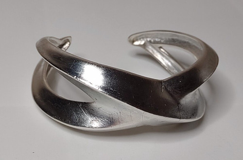 Fantastico bracciale pesante Givenchy vintage 7 pollici