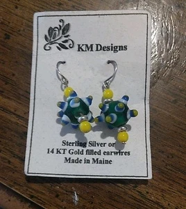 Ganchos de alambre de plata de ley de vidrio funky colgantes KM Designs - Imagen 1 de 3