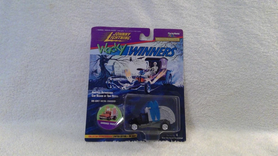 Ограниченный выпуск Johnny Lightning Wacky Winners «Мусоровоз» в заводской упаковке - Изображение 1 из 3