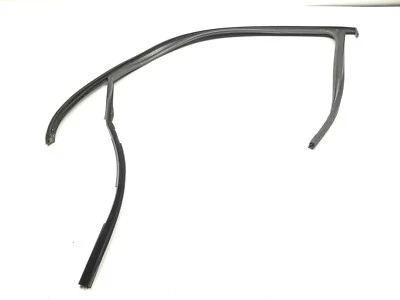 09 11 12 13 14 15 16 17 VW TIGUAN FRONT RIGHT PASS WINDOW WEATHERSTRIP SEAL OEM - Image 1 of 4