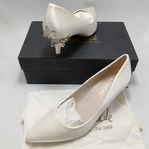 Harriet Wilde elfenbeinfarben gebürstet Satin verziert Hochzeit Pumps halbhoher Absatz Größe 8 - Bild 1 von 13