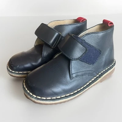 Mini Boden Boys Navy Blue Chukka Boots Shoes size Boys Girls Unisex School - Image 1 of 4