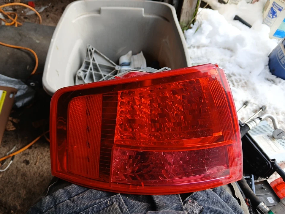 Faro trasero exterior audi a8 Foto 1 de 1