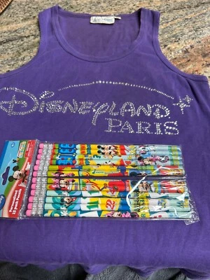 Paris Disney Land背心衬衫加铅笔 — 第 1/4 张图片