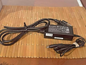 Genuine Delta ADP-40DD B 12V 3.33A Power Supply For Dell Monitor S2719HNX GXYHH - Afbeelding 1 van 3