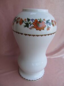 Lovely Vase IN Porcelain White Decor Border Poppies Orange