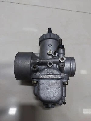 SUZUKI 1976-77 RM250-RM370 CARBURETOR MIKUNI GENUINE NOS JAPAN P/N 13200-41660 - Image 1 of 4